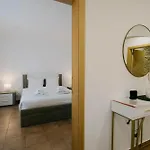 47 - Consolacao House *